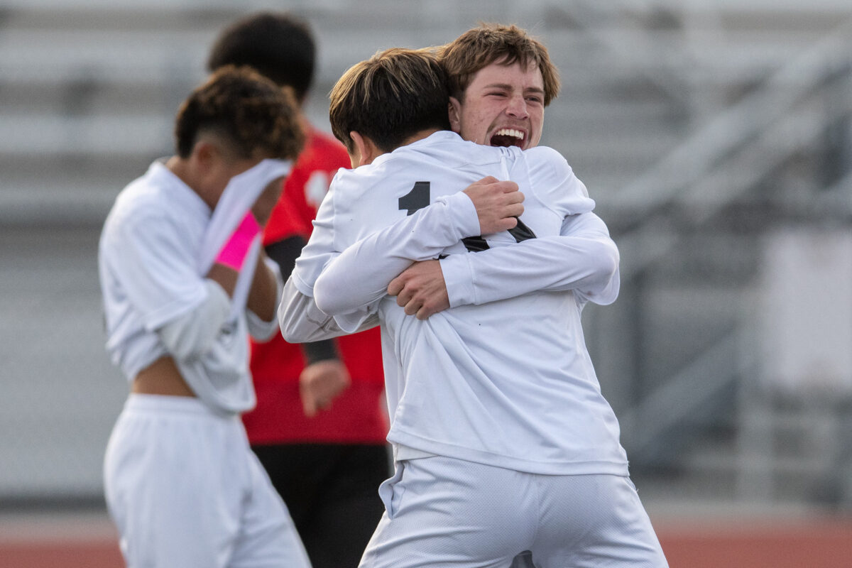 Boys soccer Aardema’s late goal seals region title for Ogden in